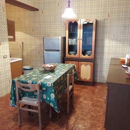 Dimora Nevianesi *